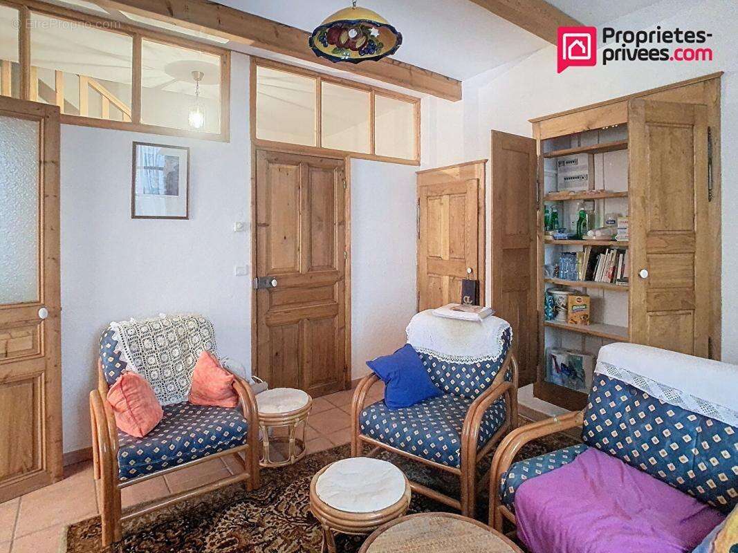 Appartement à AVEZE