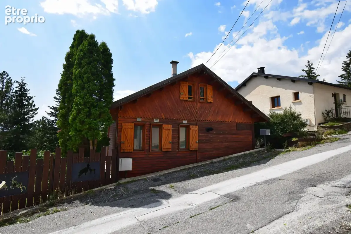 Maison à ESTAVAR