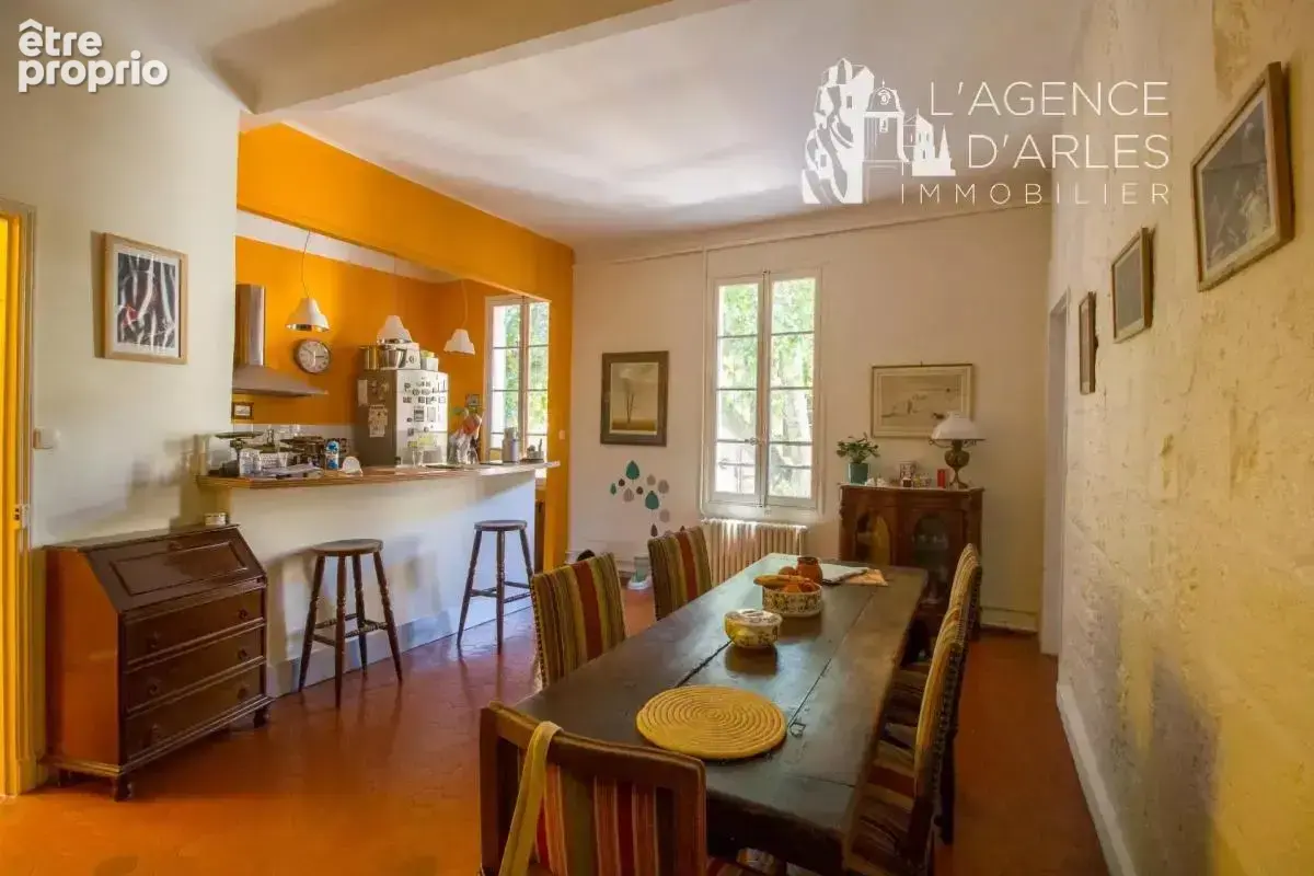 Arles La Roquette - Maison de caractère avec terrasse - photo 5