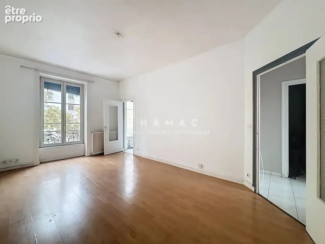 Appartement T3 66m² secteur Perrache Sainte-Blandine - DPE D - photo 2