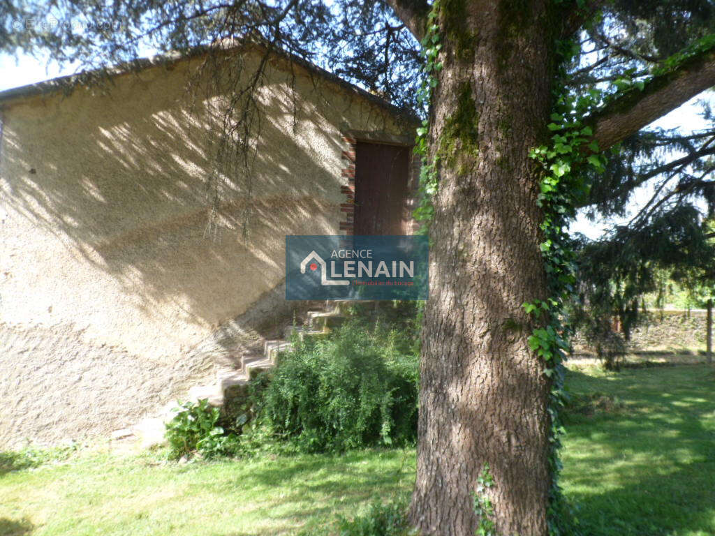 Maison à MONTOURNAIS