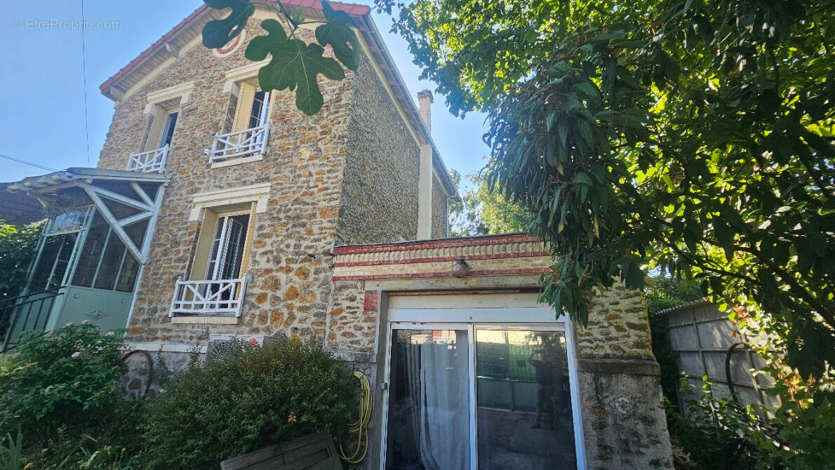 Maison à VILLEMOMBLE