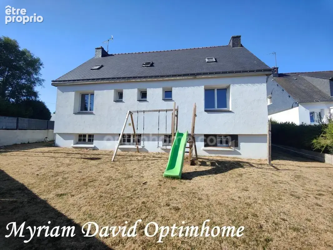 Maison rénovée 128 m² – 5 chambres – Sous-sol complet – Proche centre-ville de Rostrenen - photo 16