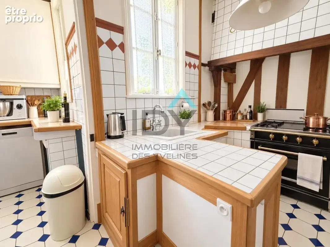 SAINT GERMAIN EN LAYE - appartement 3 chambres et un bureau dans un hôtel particulier proche Château - photo 3