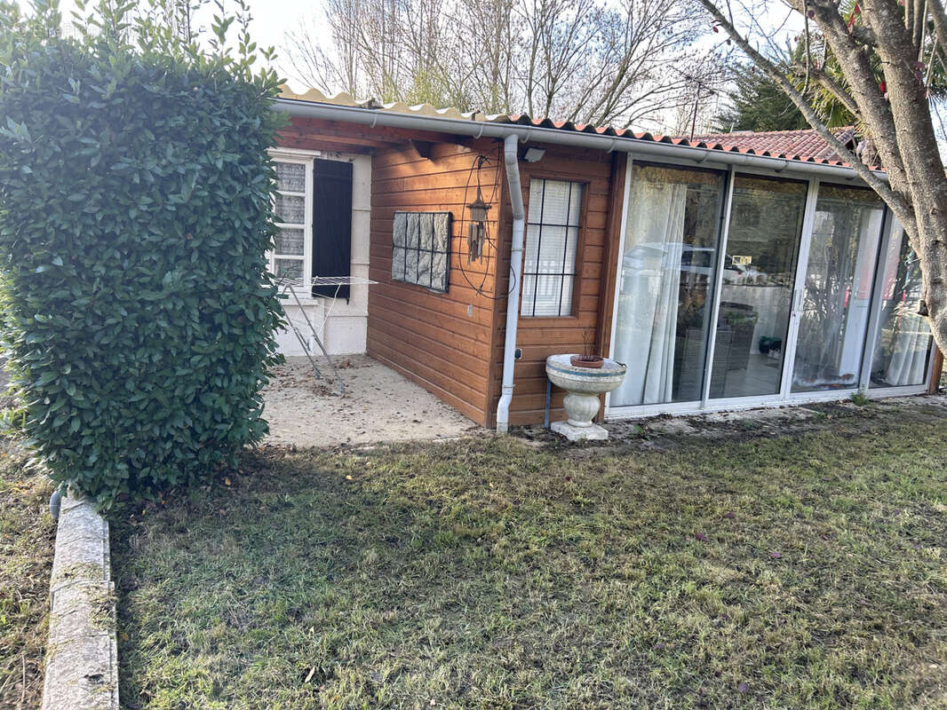 Maison à SAINT-JEAN-DE-LIVERSAY