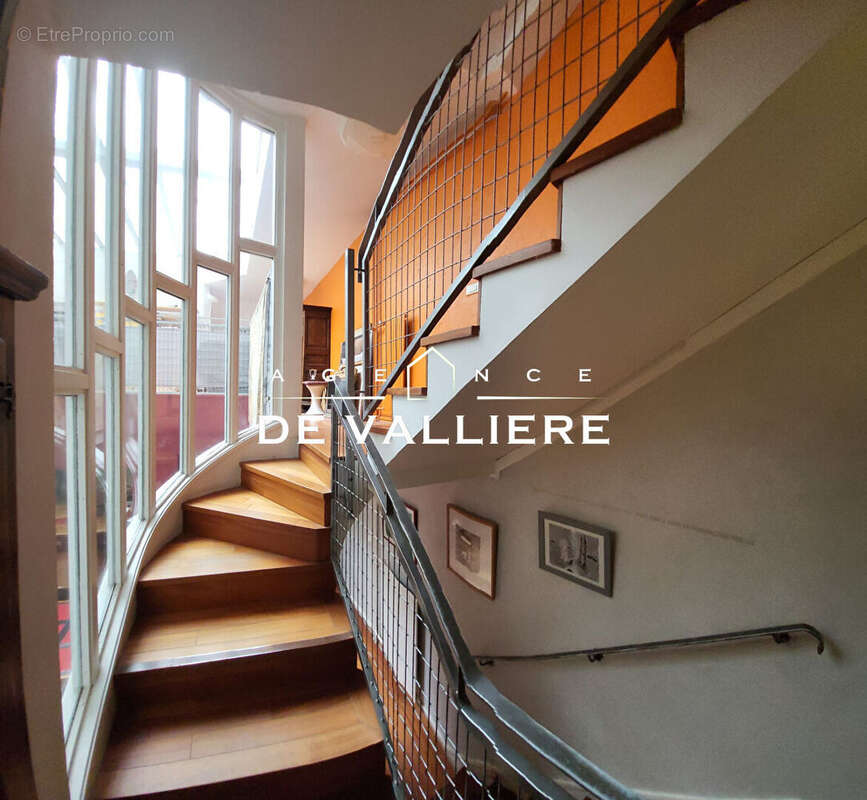 Appartement à NANTERRE