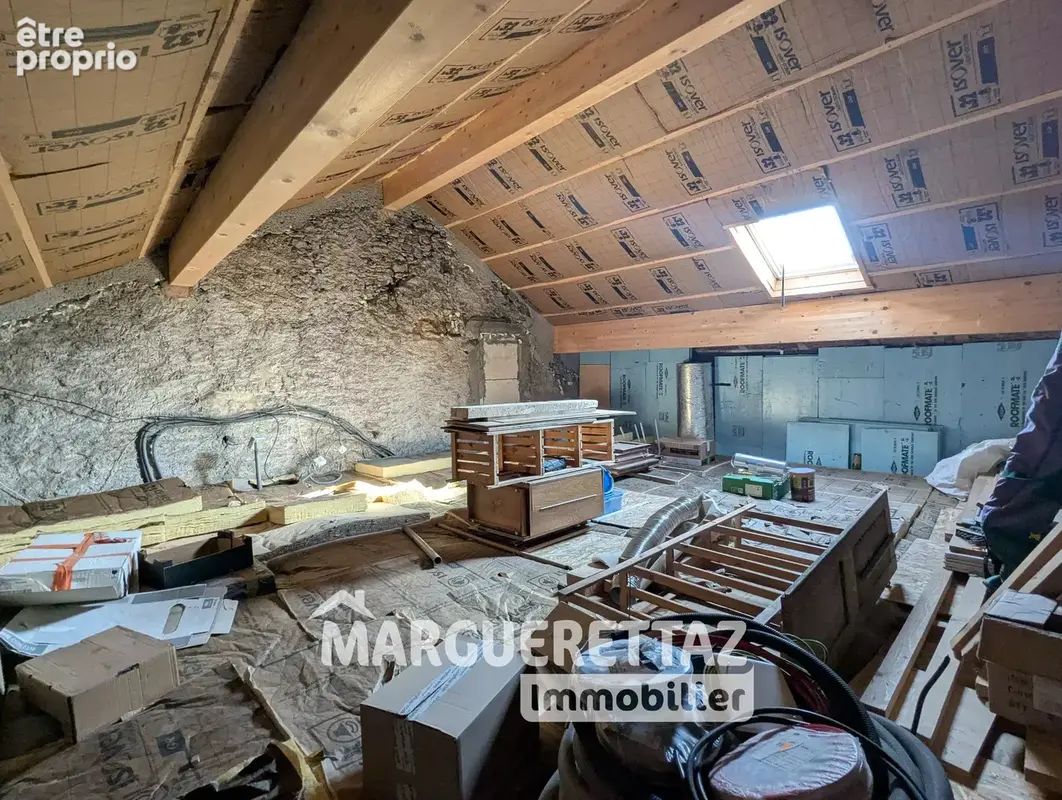 Loft 65 m² au centre de Taninges - photo 7