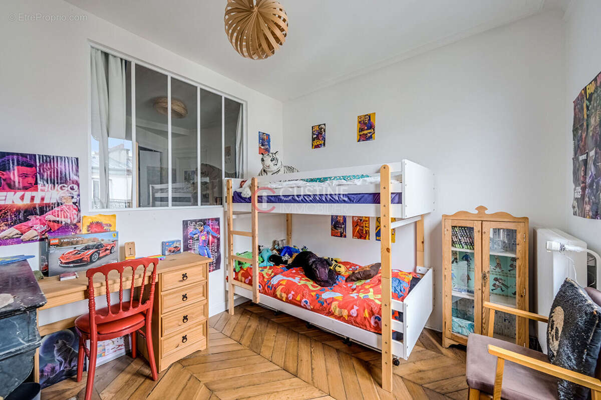 Appartement à PARIS-18E