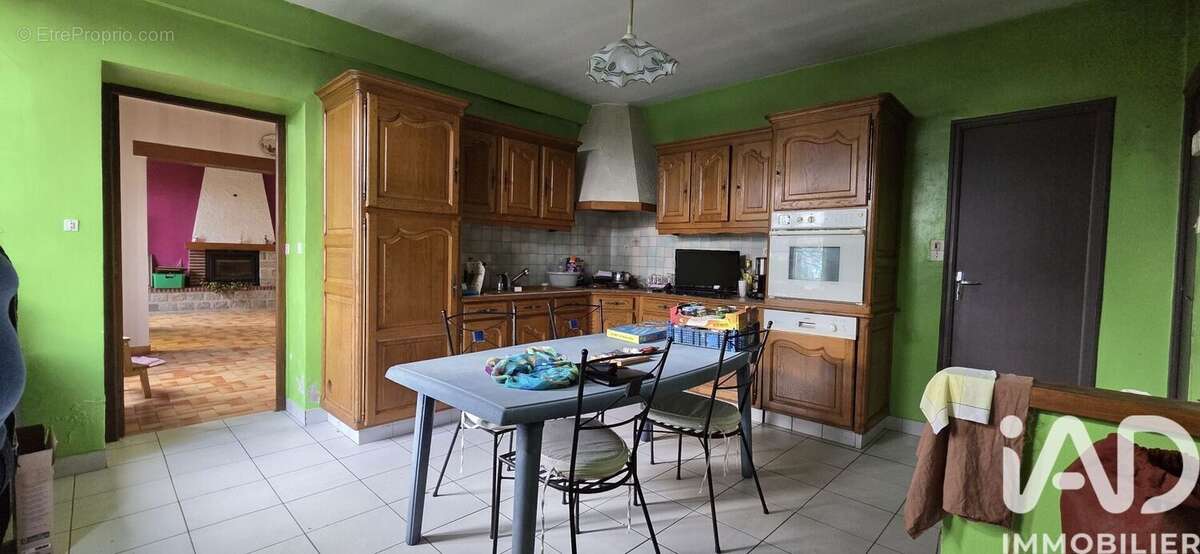 Photo 4 - Maison à NEUILLY-LE-VENDIN