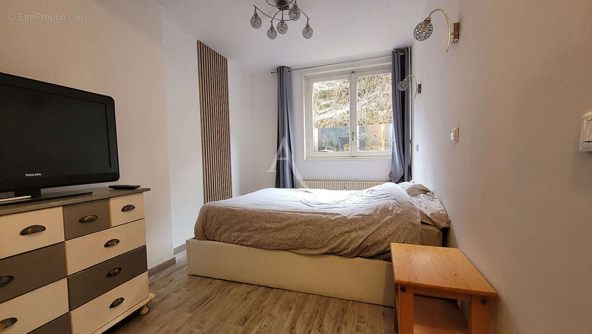 Appartement à GREOLIERES