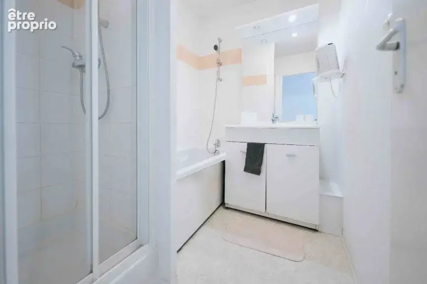 INVESTISSEMENT LOCATIF  CLERMONT-FERRAND  Résidence Uxco Le Parc Belvédère - 6.08% de rentabilité - photo 6