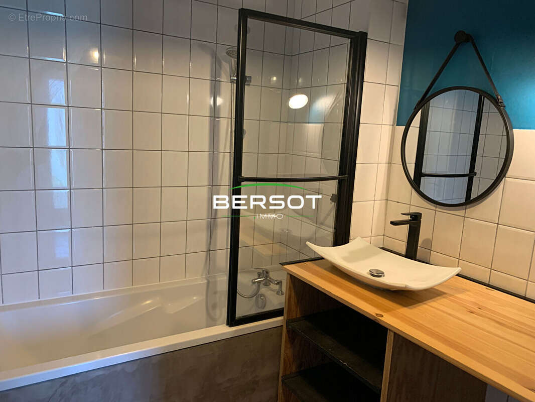 Appartement à ARC-SOUS-CICON