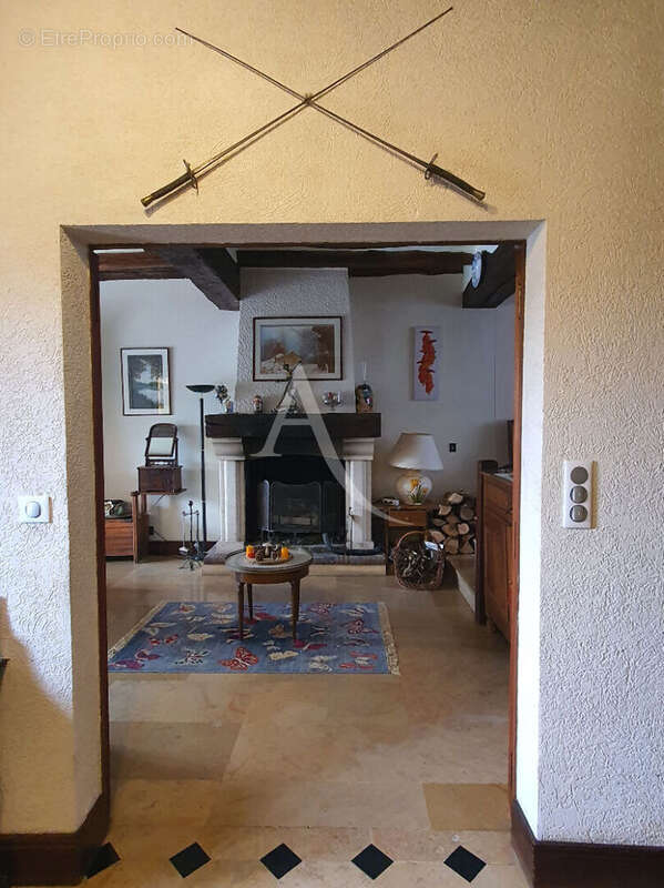 Maison à NOYERS-SUR-CHER