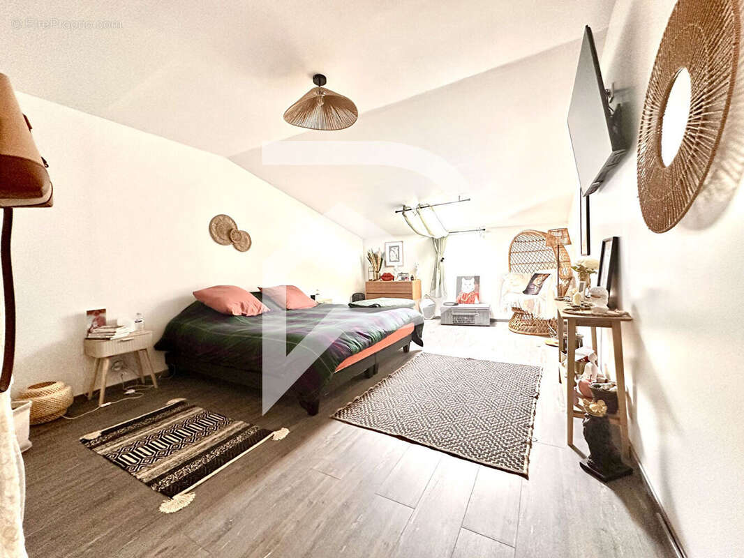 Maison à THIEBAUMENIL