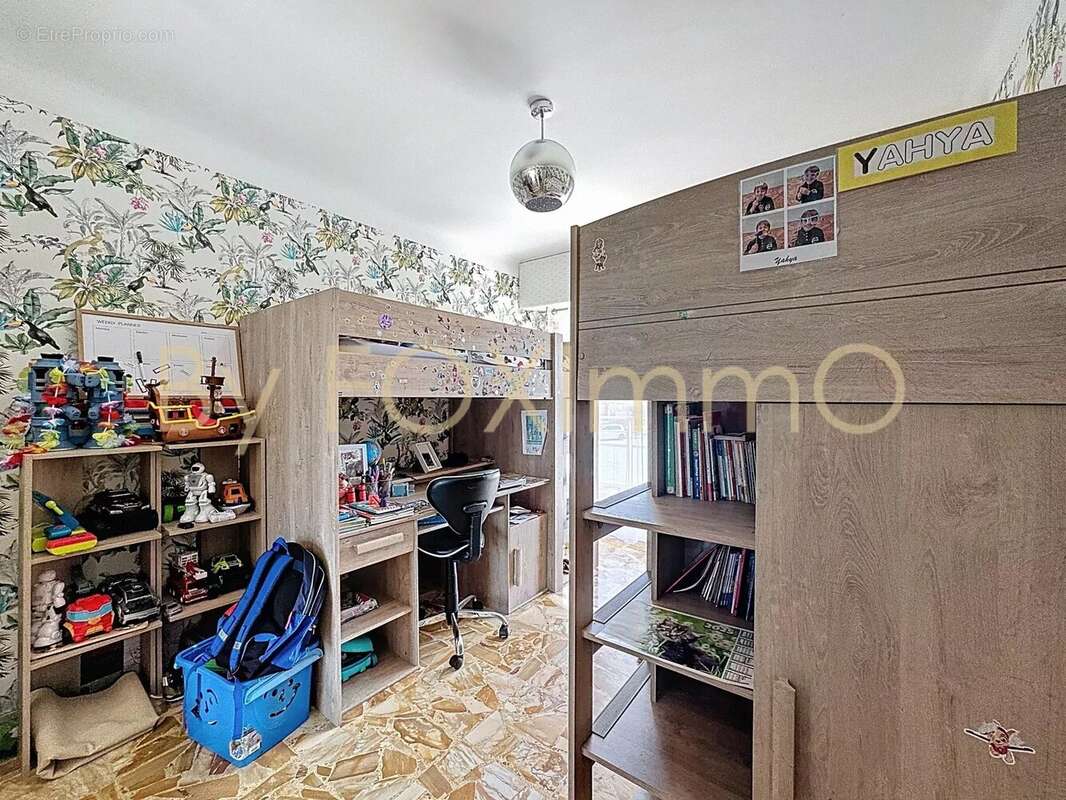 Appartement à VILLENEUVE-LOUBET