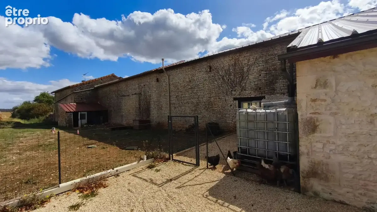 Maison 85m² à blanzay - photo 16