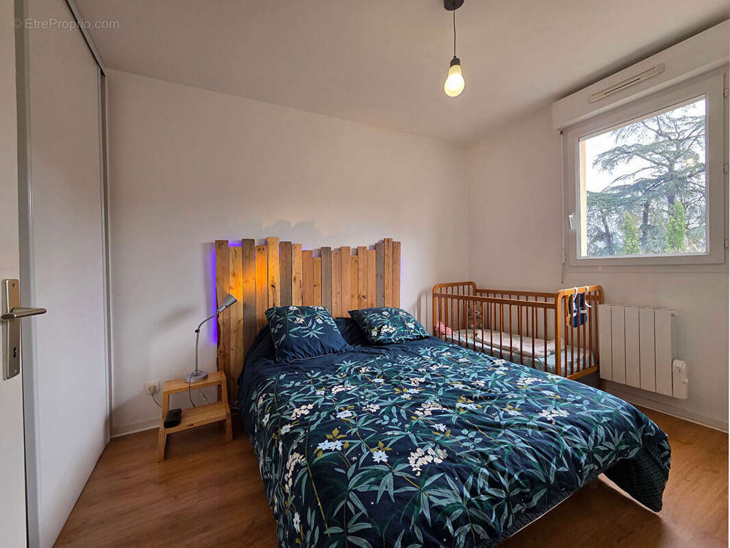 Appartement à ORLIENAS