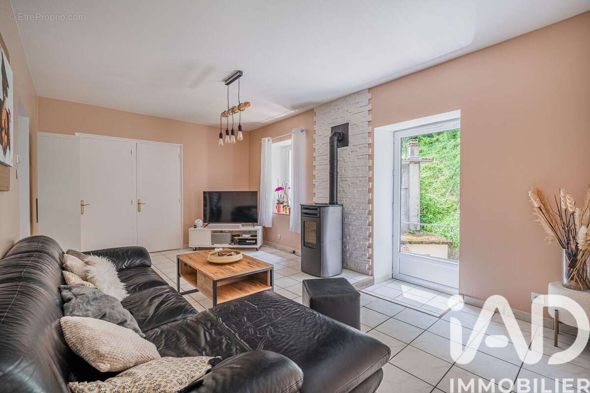 Photo 6 - Maison à LE GUA