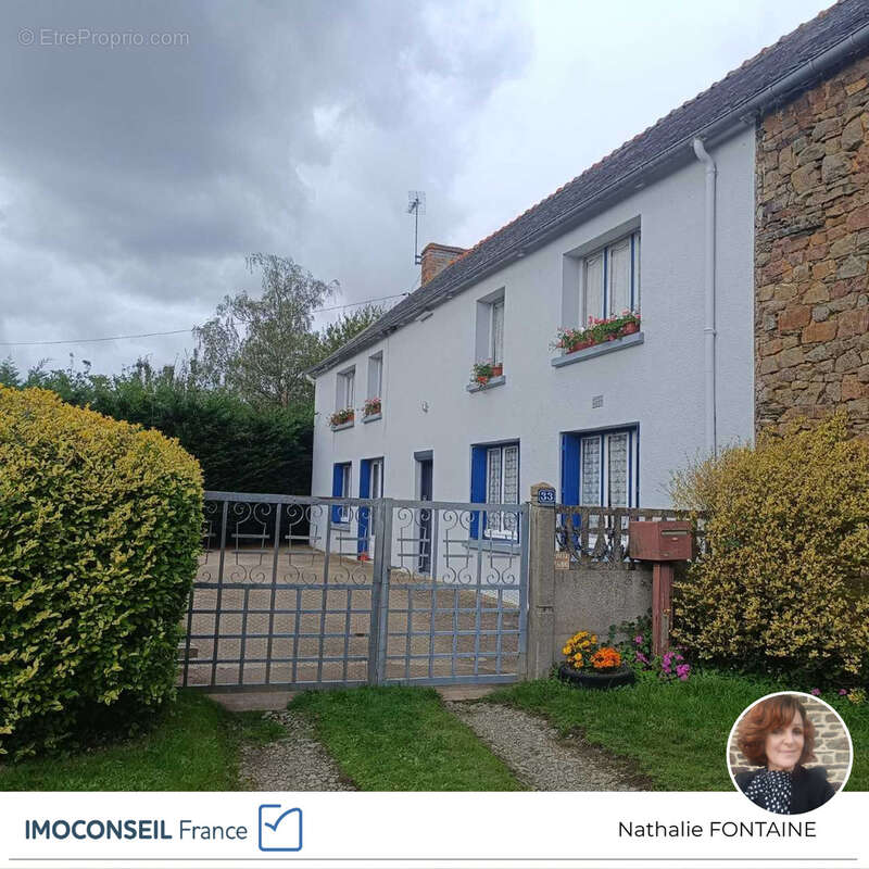 Maison à NEANT-SUR-YVEL