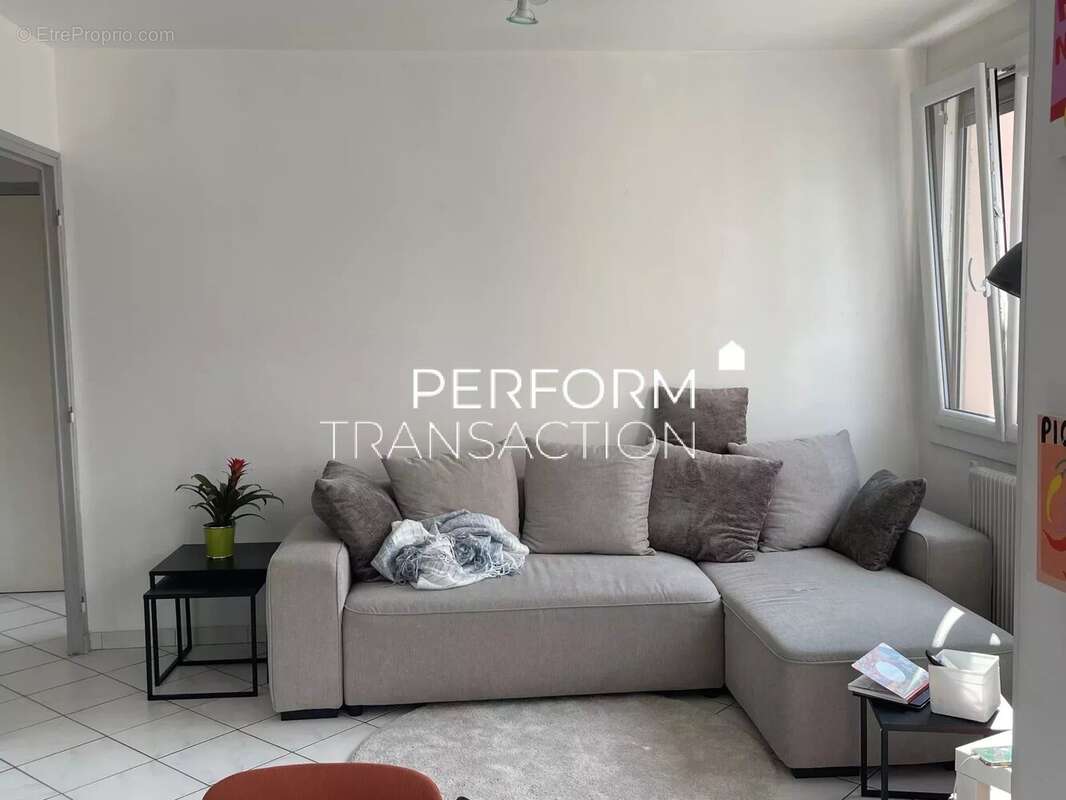 Appartement à ECHIROLLES