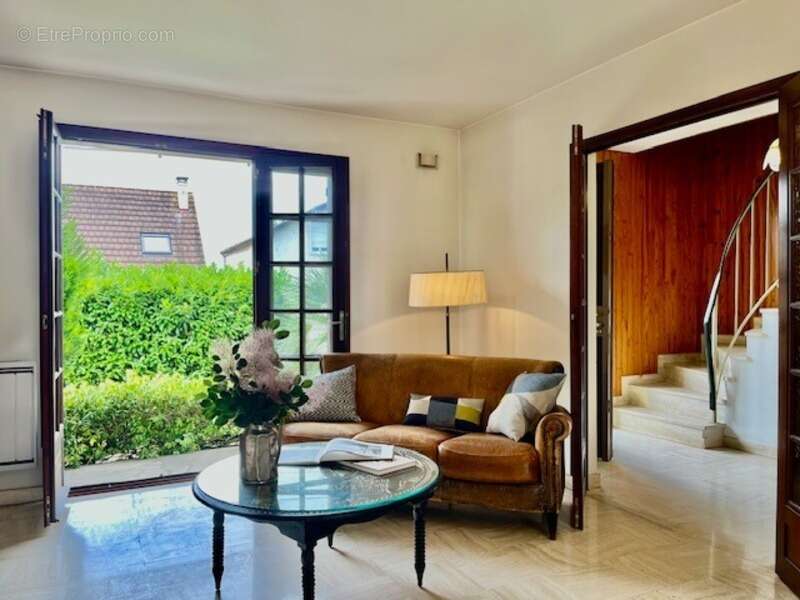 Maison à ATHIS-MONS