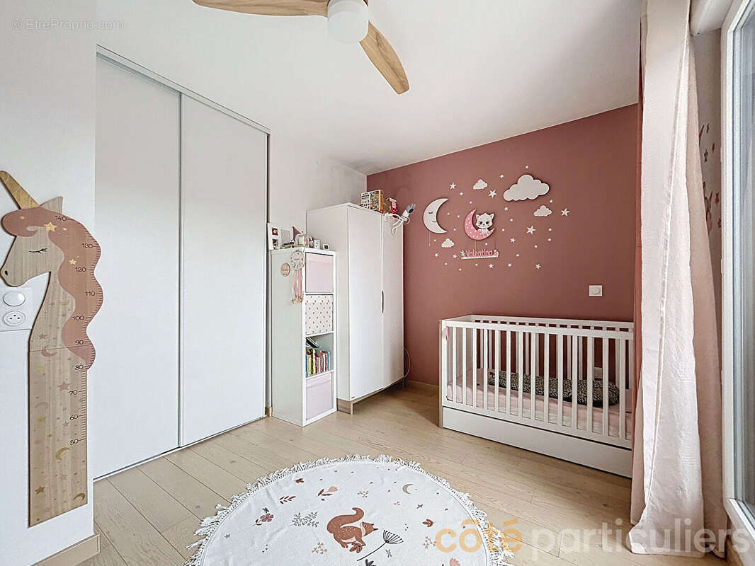 Appartement à SAINT-MAUR-DES-FOSSES