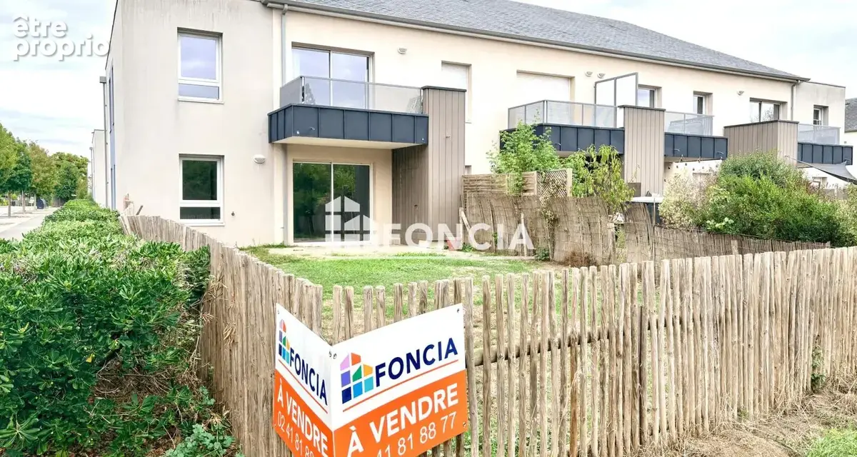 Appartement à AVRILLE