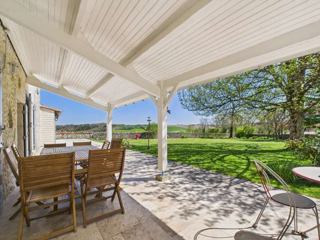 Maison à SAINTE-SOULINE