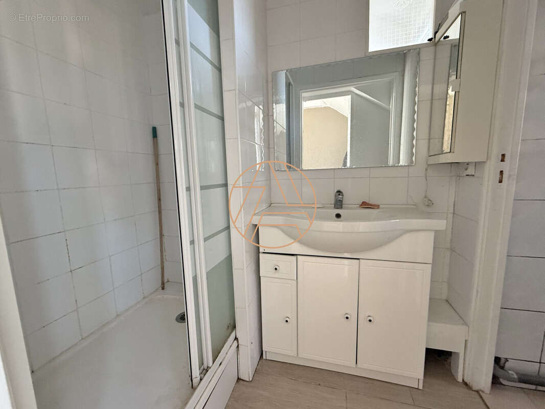 Appartement à SAINT-MAUR-DES-FOSSES