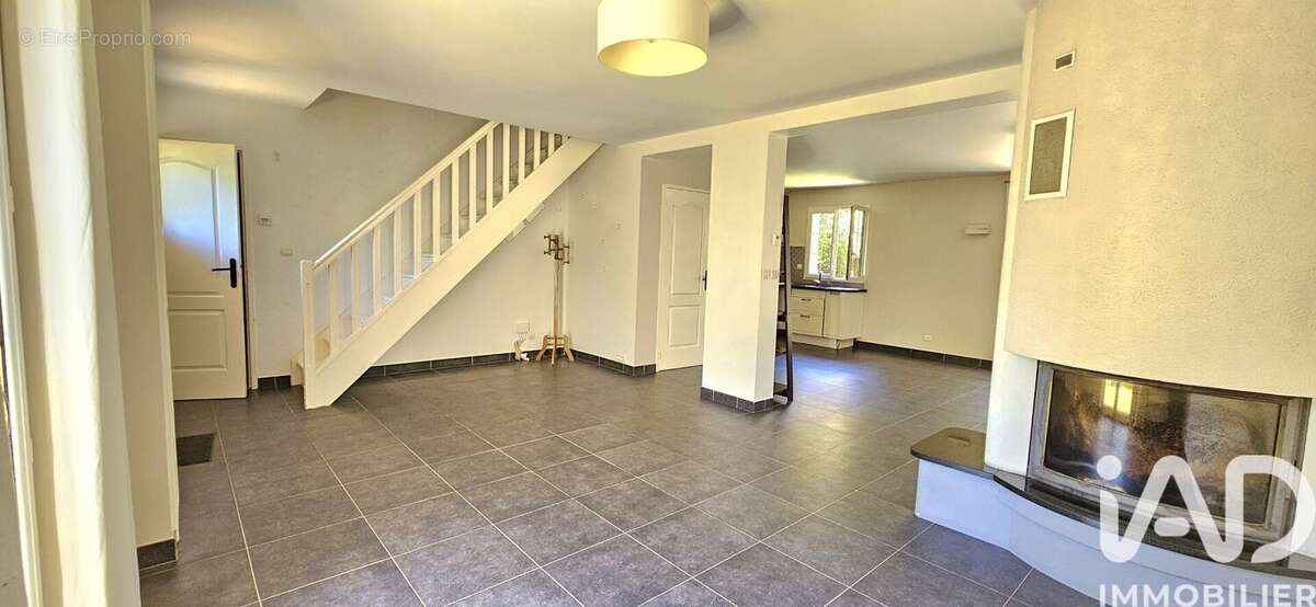 Photo 2 - Maison à BOUFFEMONT