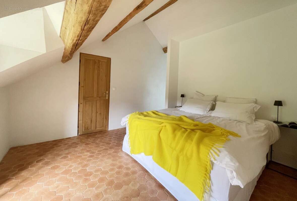 Maison à FONTAINEBLEAU