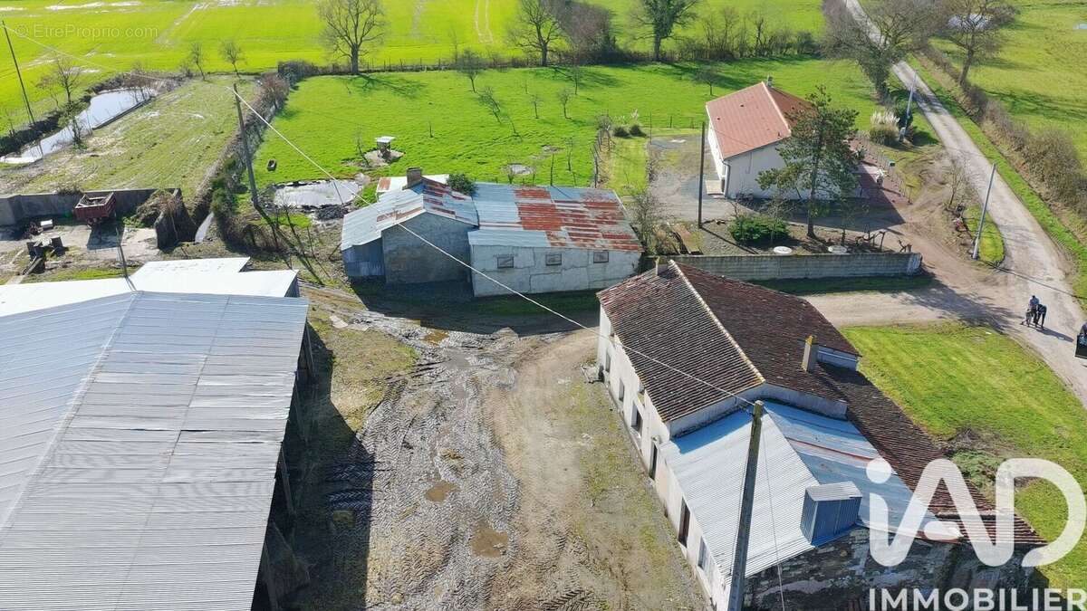 Photo 2 - Maison à CERSAY