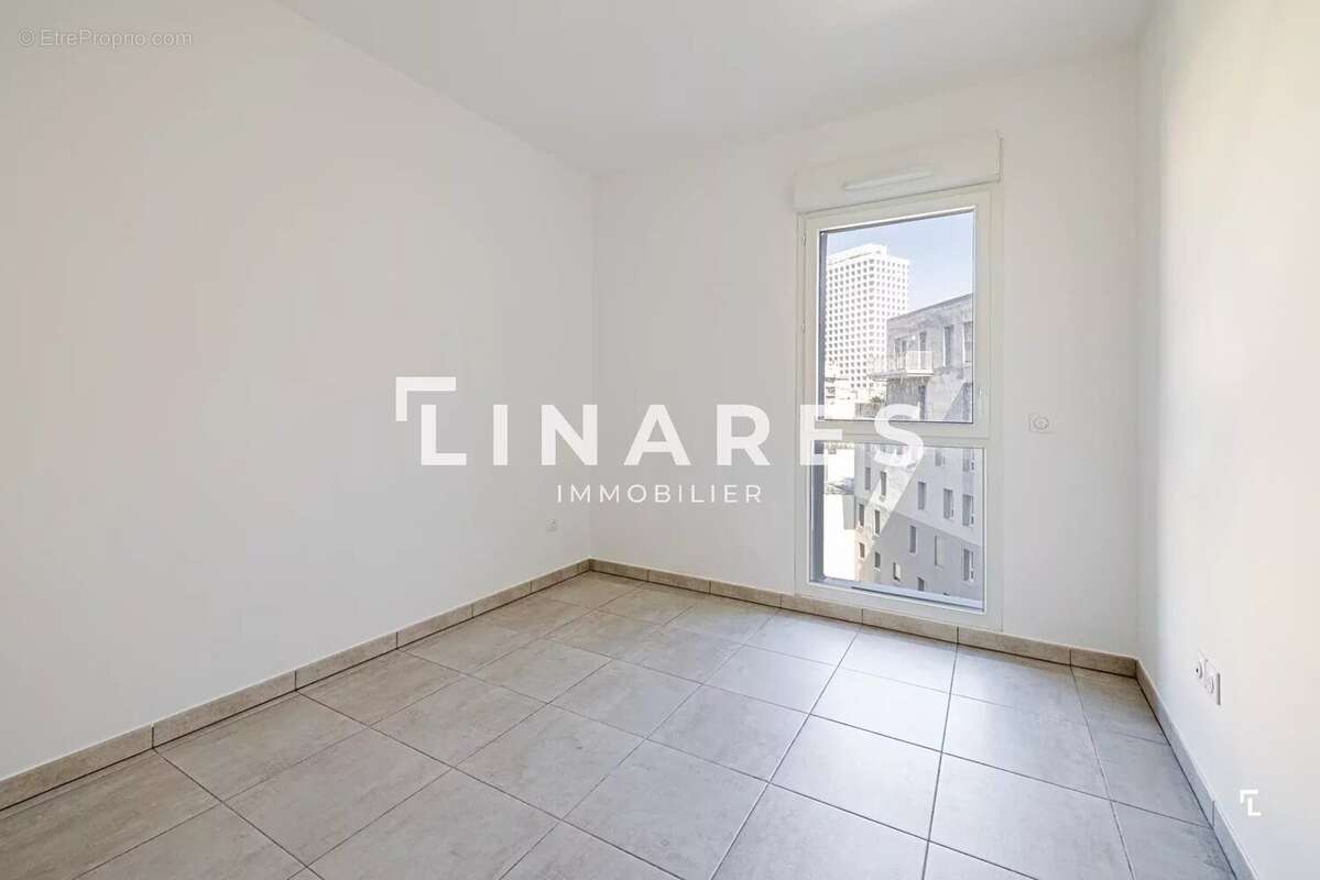 Appartement à MARSEILLE-6E