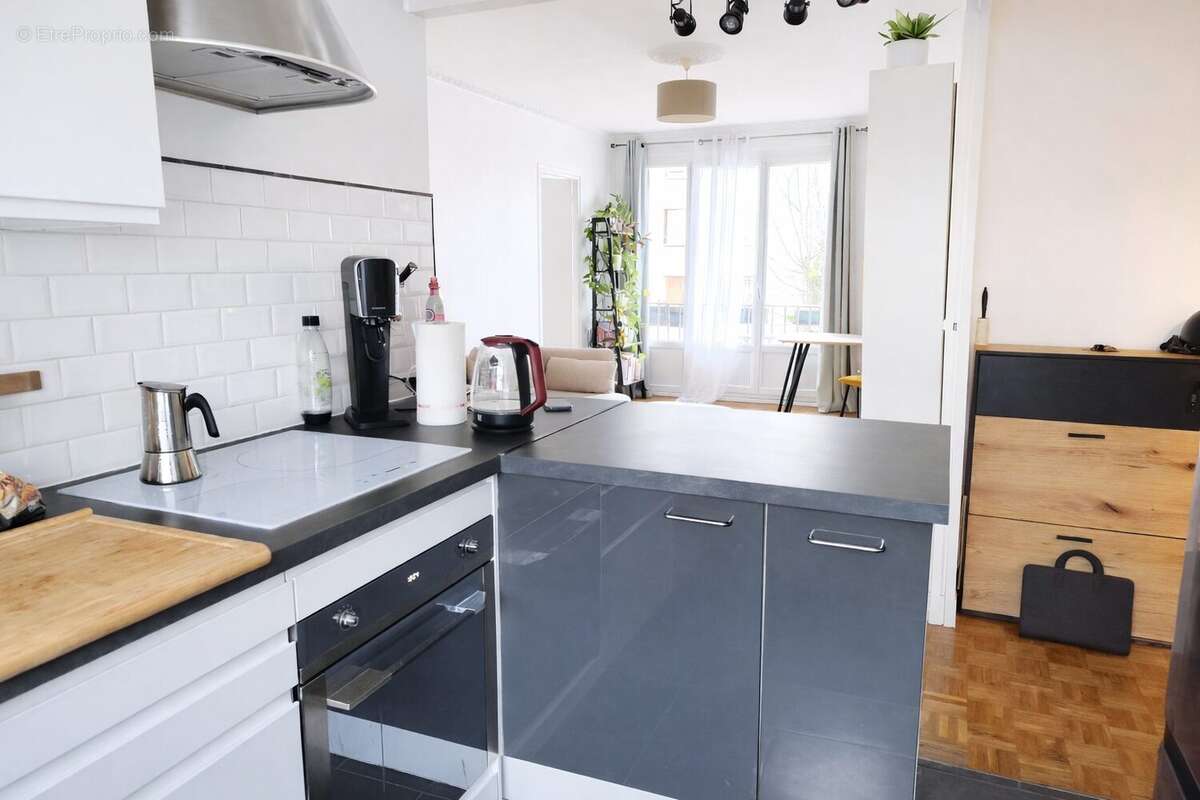 Appartement à MAISONS-ALFORT