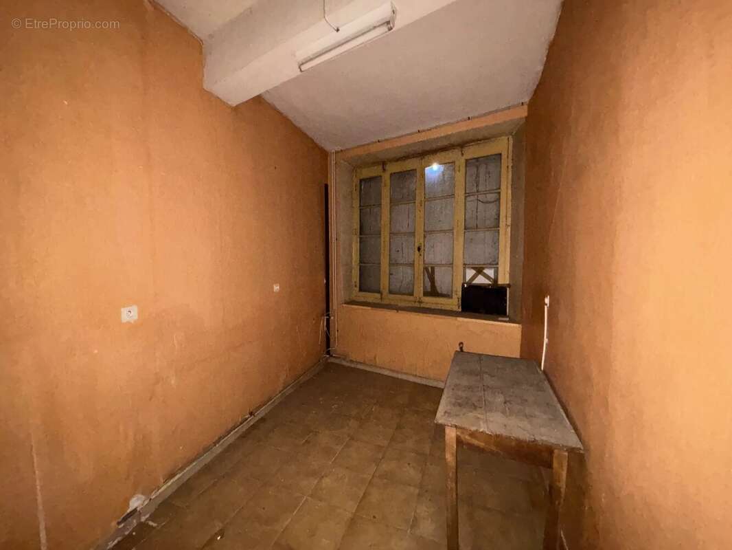 Appartement à VILLEMOUSTAUSSOU