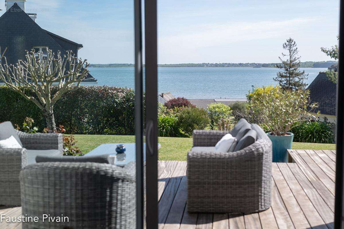 Belle propriété contemporaine vue golfe - photo 3