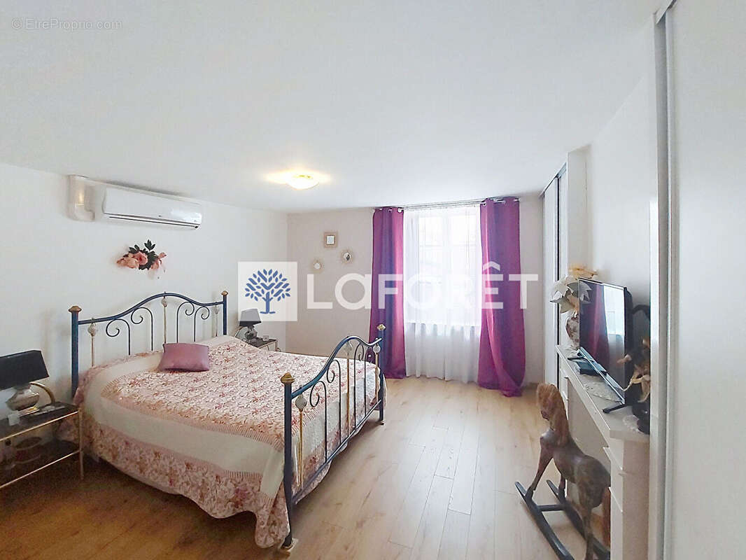 Maison à ROZAY-EN-BRIE