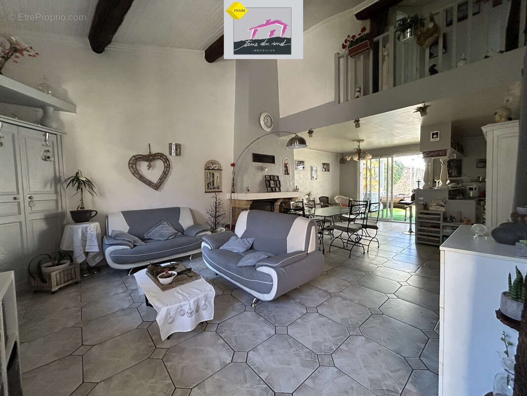 Maison à FABREZAN
