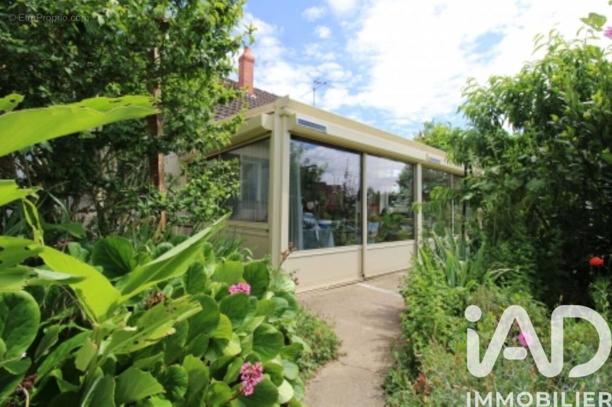 Photo 1 - Maison à CHAUMONT-SUR-LOIRE