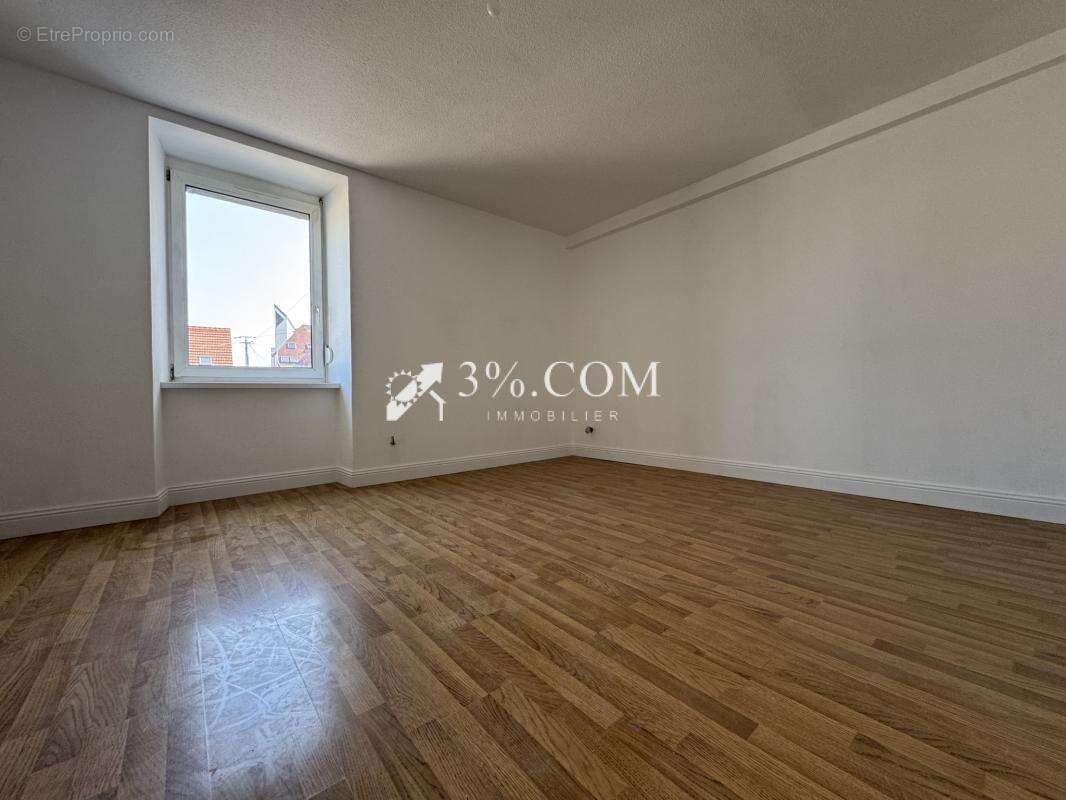 3%COM  Très bel appartement F4 avec 3 chambres - balcon et 2 - photo 10