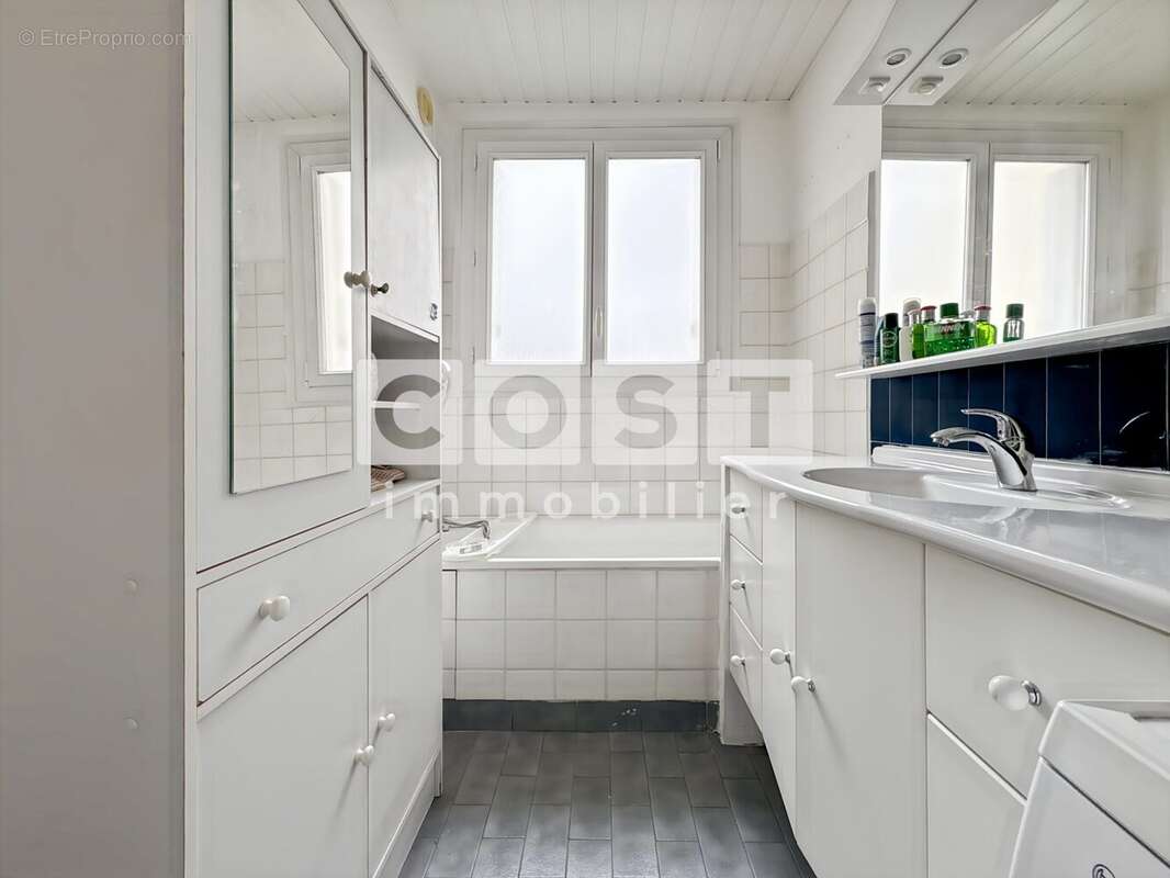 Appartement à ASNIERES-SUR-SEINE