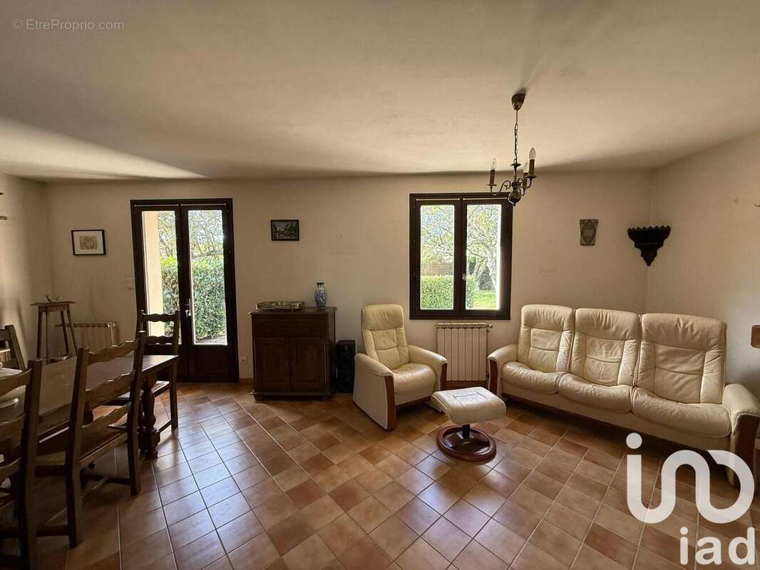 Photo 7 - Maison à YZEURE