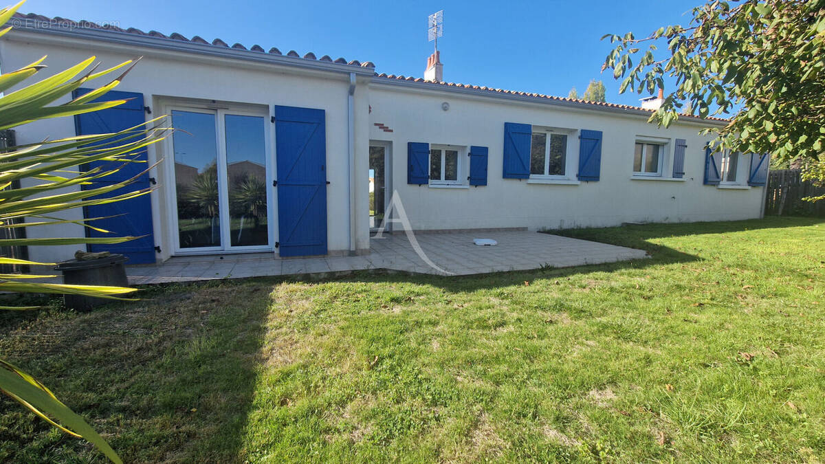 Maison à TALMONT-SAINT-HILAIRE