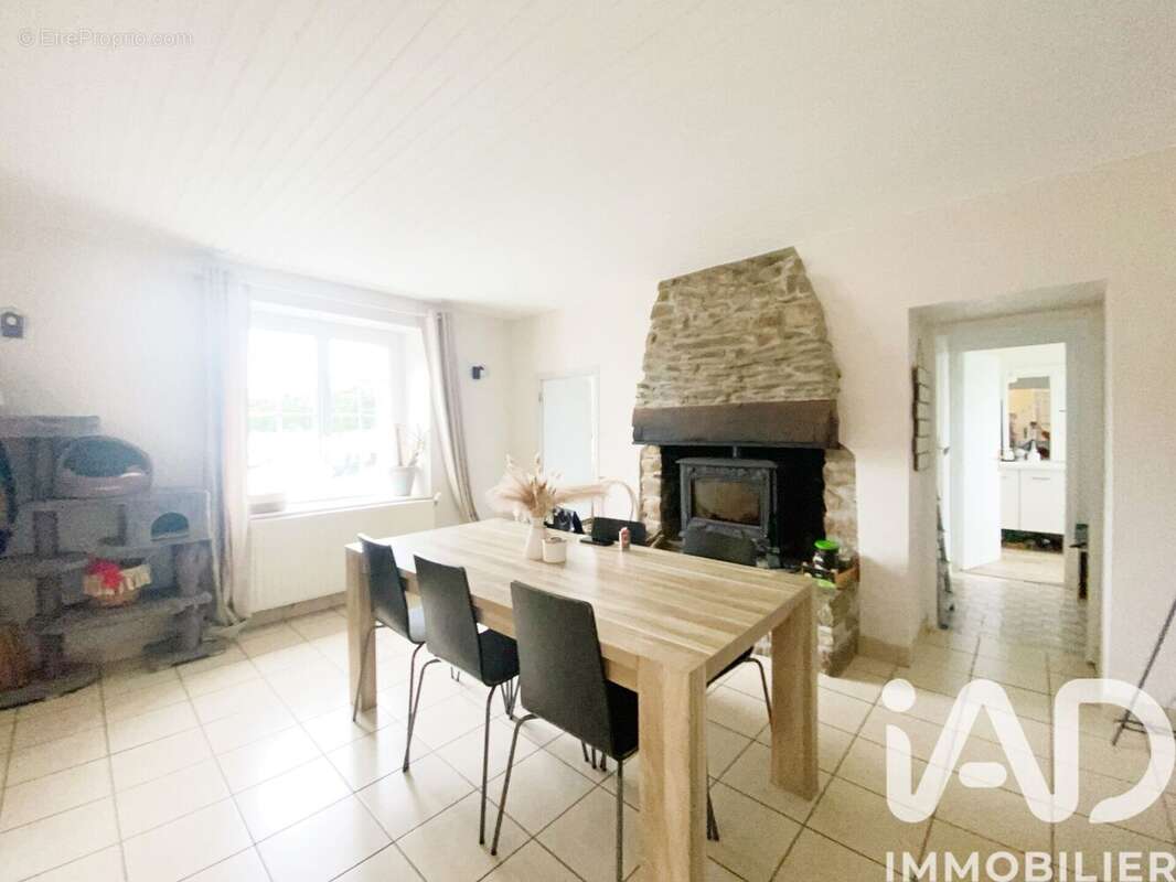 Photo 2 - Maison à LANMEUR