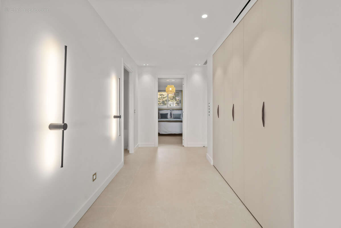 Appartement à LE CANNET