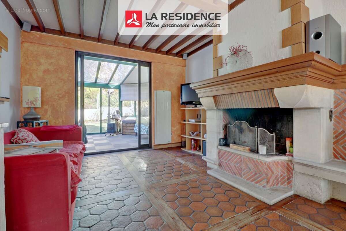 Maison à NEUVILLE-SUR-OISE