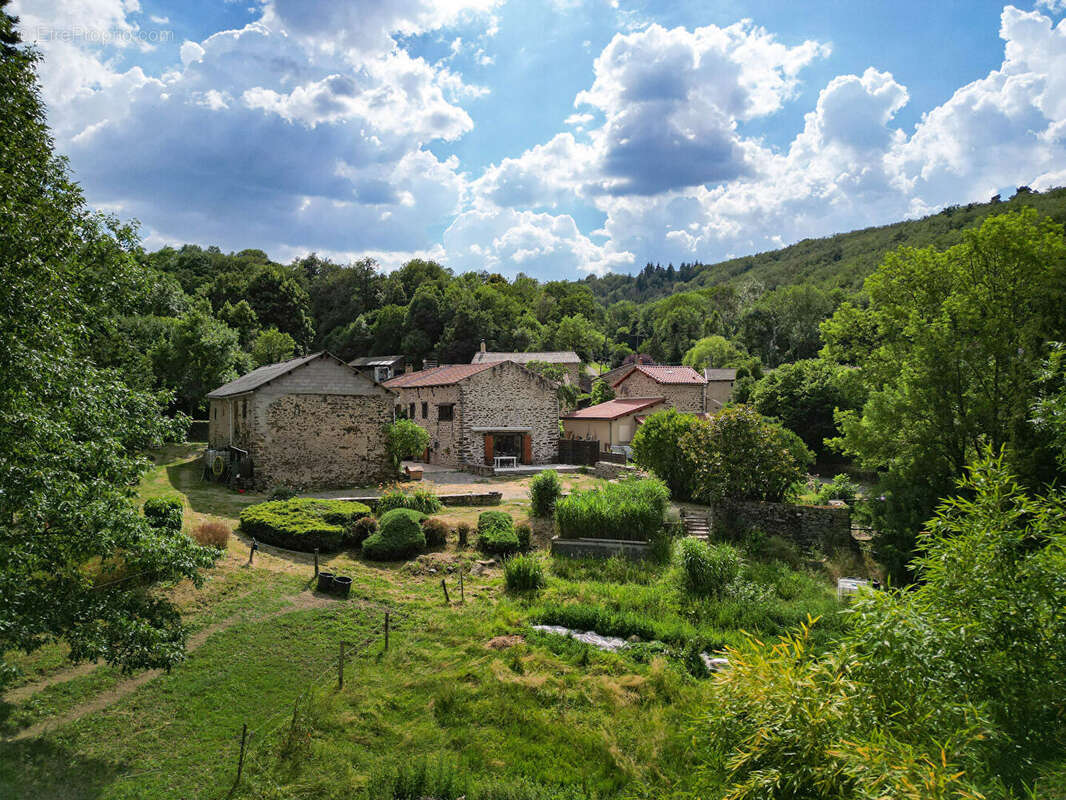 Maison à BLESLE