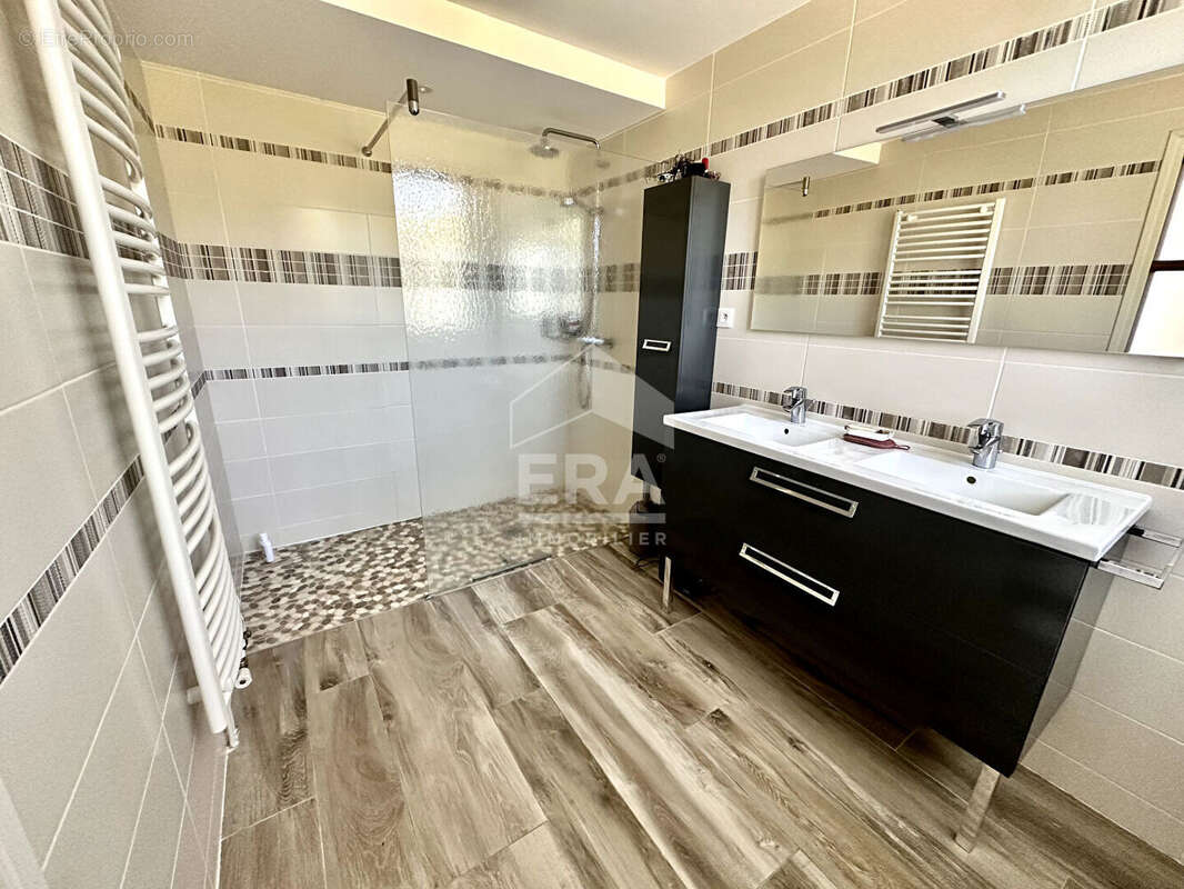 Maison 225m² à berthenay - photo 8