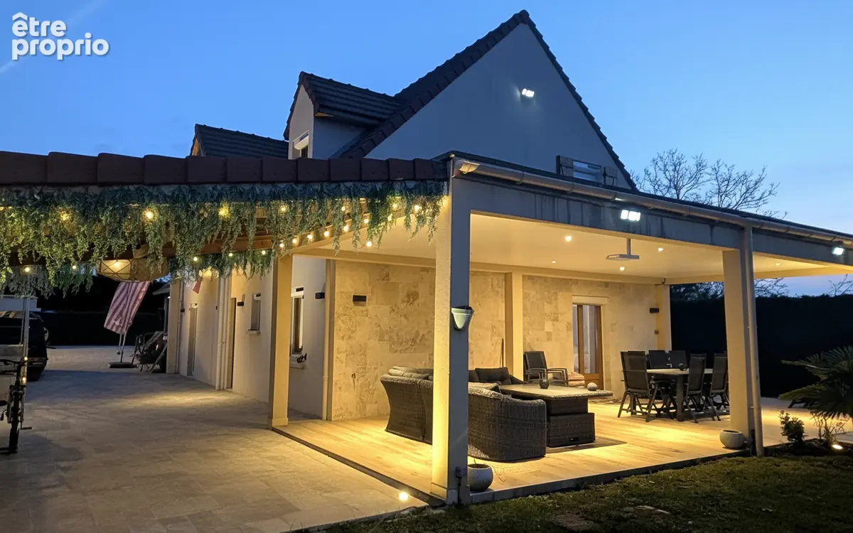 Maison familiale contemporaine de 165 m² : Prestations haut de gamme, moderne. - photo 9