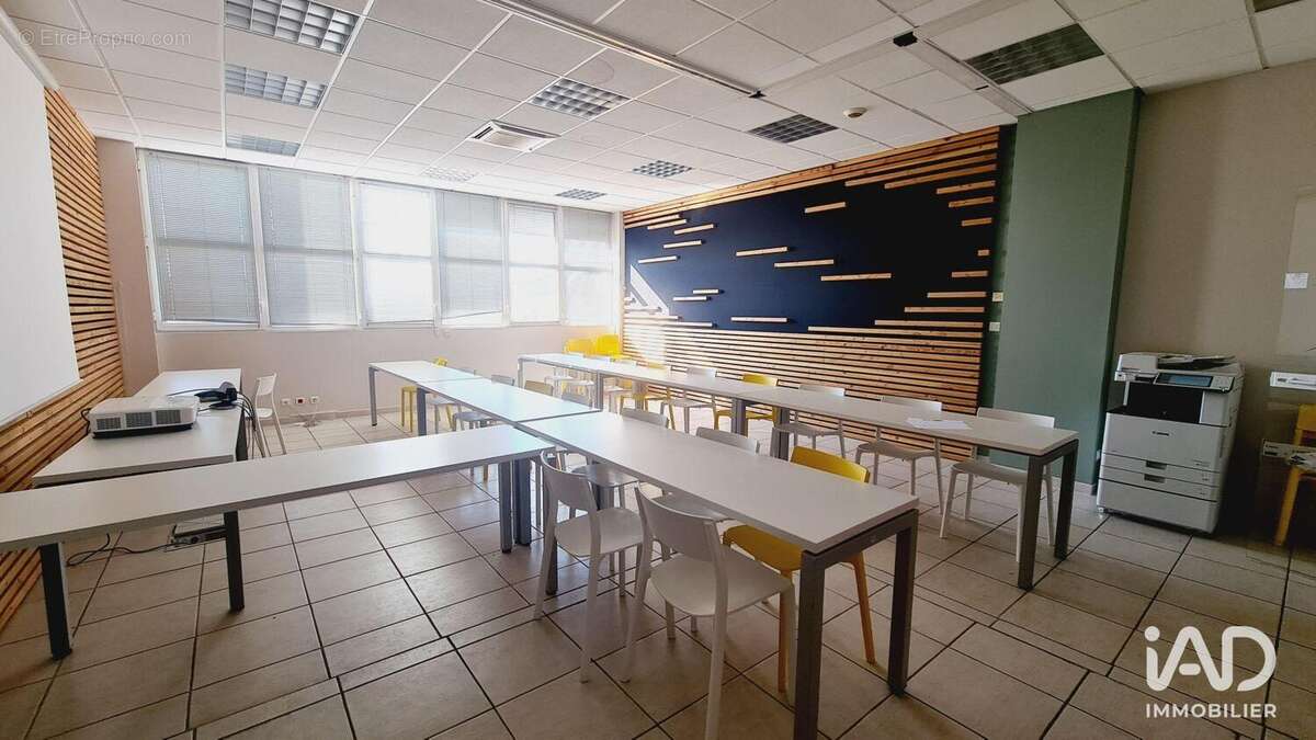 Photo 4 - Commerce à CARPENTRAS